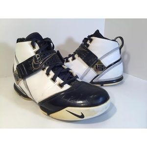 Nike Zoom Lebron v5